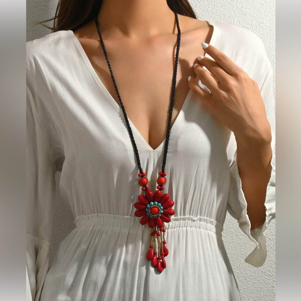 New Boho Western Red Floral Pendant Statement Faux Coral Stone Necklace